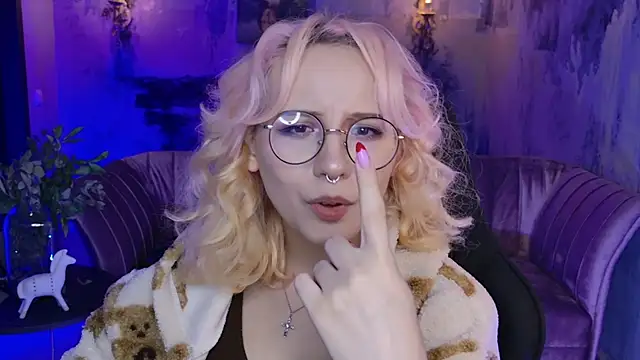 JasmineMilko online show from February 18, 11:22 am