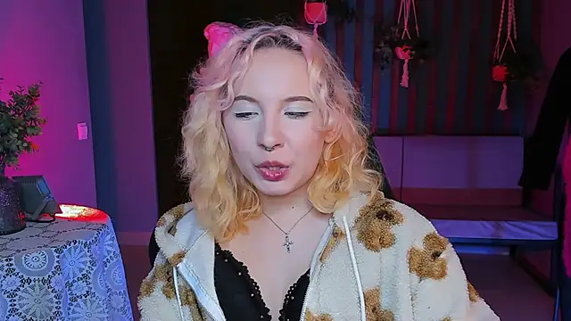 JasmineMilko online show from February 23, 8:06 am