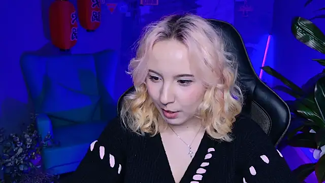 JasmineMilko online show from March 4, 11:19 am