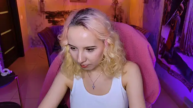 JasmineMilko online show from March 13, 11:19 am