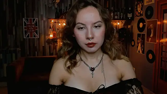 Snapshot of JasmineMilko chatting on July 20, 5:11 am JasmineMilko online show from July 20, 5:11 am