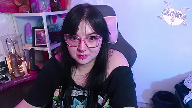 Snapshot of LiloMoon69 chatting on January 9, 6:38 am LiloMoon69 online show from January 9, 6:38 am