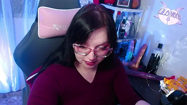Snapshot of LiloMoon69 chatting on January 30, 6:46 am LiloMoon69 online show from January 30, 6:46 am