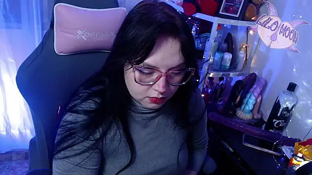 Snapshot of LiloMoon69 chatting on February 7, 3:34 am LiloMoon69 online show from February 7, 3:34 am