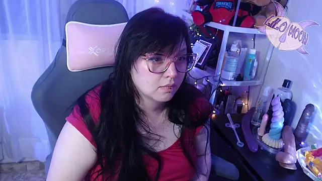 Snapshot of LiloMoon69 chatting on February 28, 7:26 am LiloMoon69 online show from February 28, 7:26 am