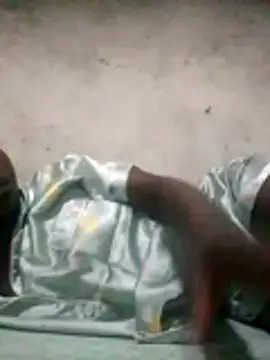 Snapshot of sexyblackya chatting on December 1, 4:28 am sexyblackya online show from December 1, 4:28 am