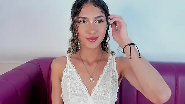 Snapshot of Daddysgirl1_ chatting on January 19, 6:42 am Daddysgirl1 online show from January 19, 6:42 am