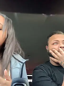 Snapshot of papijusto chatting on November 13, 10:52 pm papijusto online show from November 13, 10:52 pm