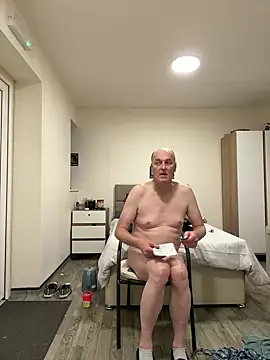 Cockhardhelp online show from March 2, 6:40 pm