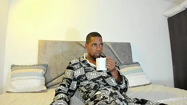 Deliciouscocoa online show from April 26, 11:08 am