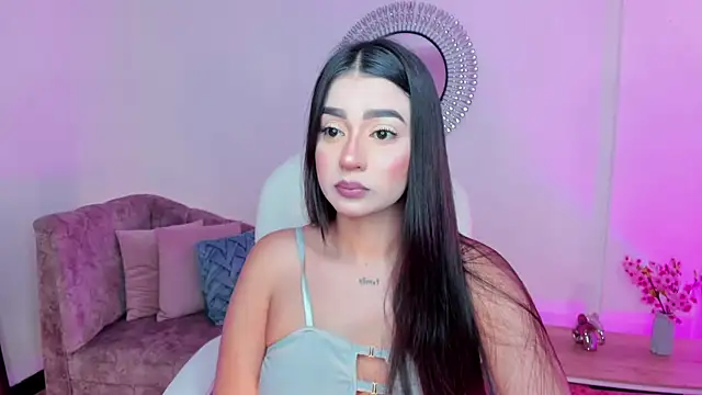 Snapshot of amelie_jhons chatting on February 2, 9:23 pm amelie jhons online show from February 2, 9:23 pm