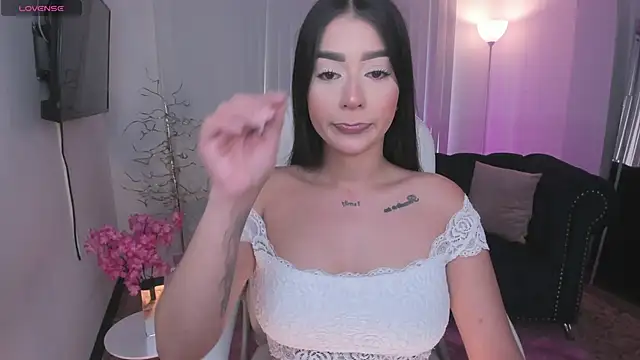 Snapshot of amelie_jhons chatting on February 26, 8:54 pm amelie jhons online show from February 26, 8:54 pm