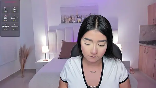 Snapshot of amelie_jhons chatting on October 2, 6:37 pm amelie jhons online show from October 2, 6:37 pm