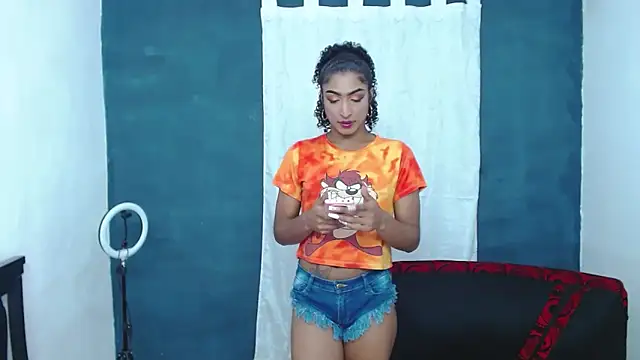 BLACK MOON TS online show from September 19, 12:45 am