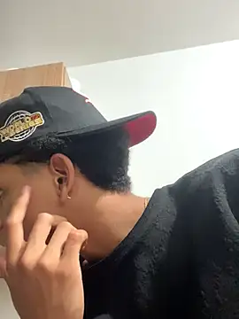 JoanG10 online show from September 9, 4:01 am