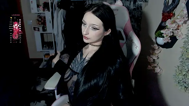 hikmurr online show from December 5, 8:22 pm