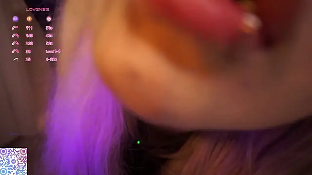 Snapshot of hikmurr chatting on July 24, 9:46 pm hikmurr online show from July 24, 9:46 pm