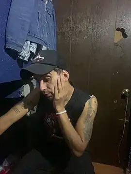 YouBad boy31 online show from December 21, 5:36 am