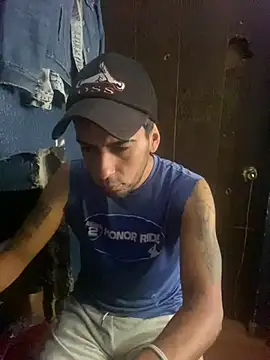 YouBad boy31 online show from December 26, 1:43 pm