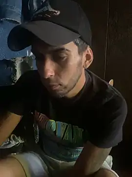 YouBad boy31 online show from December 28, 2:42 pm