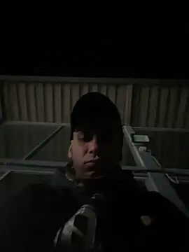 YouBad boy31 online show from February 18, 7:15 am