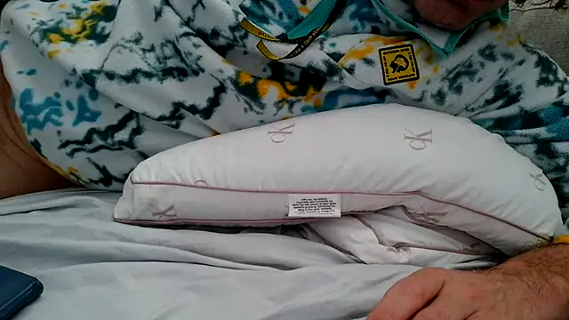 costanza7070 online show from March 21, 9:45 pm