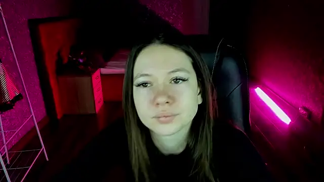 Nicole Charm online show from December 20, 12:30 am