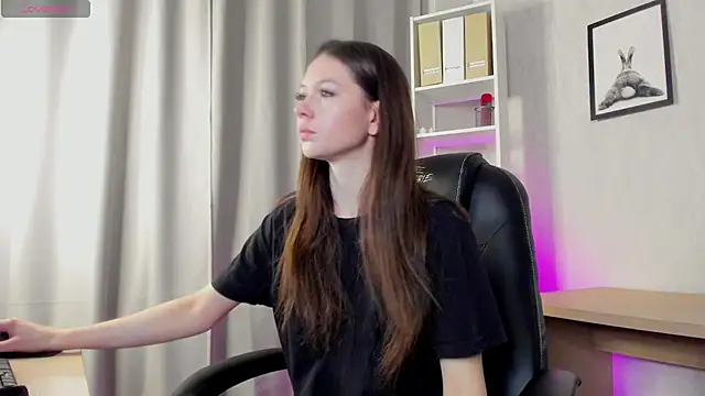 Nicole Charm online show from March 6, 11:09 pm