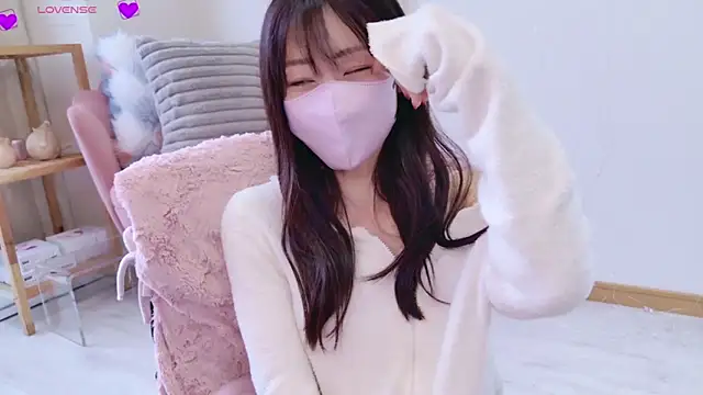 Snapshot of meg_0901 chatting on March 6, 1:58 am meg 0901 online show from March 6, 1:58 am