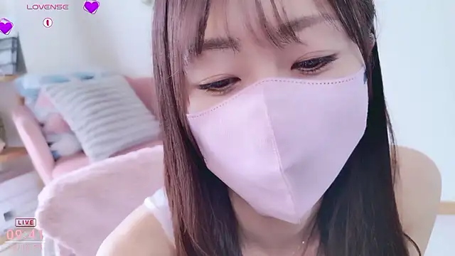 Snapshot of meg_0901 chatting on October 10, 12:42 am meg 0901 online show from October 10, 12:42 am