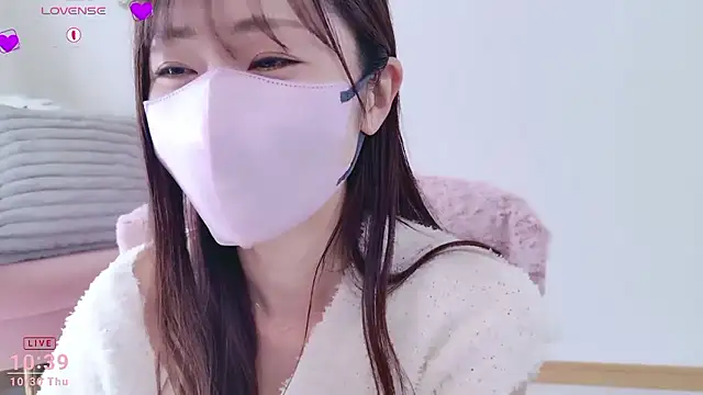 Snapshot of meg_0901 chatting on October 30, 1:40 am meg 0901 online show from October 30, 1:40 am