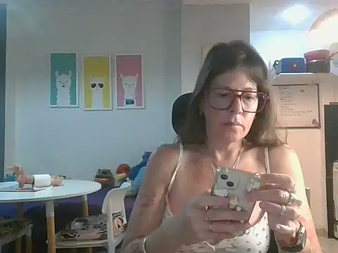 Snapshot of Calentandote chatting on October 20, 8:15 am Calentandote online show from October 20, 8:15 am