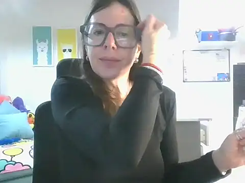 Snapshot of Calentandote chatting on April 27, 8:34 am Calentandote online show from April 27, 8:34 am