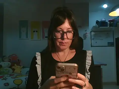 Snapshot of Calentandote chatting on May 15, 8:54 am Calentandote online show from May 15, 8:54 am