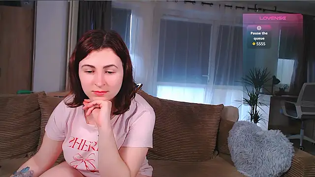 Caroline1995 online show from February 3, 2:22 pm