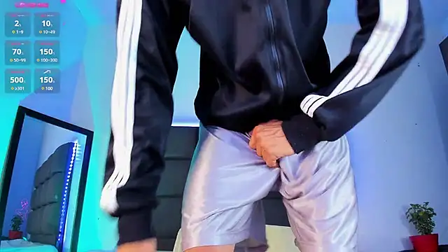 steven hott8 online show from February 28, 3:37 am