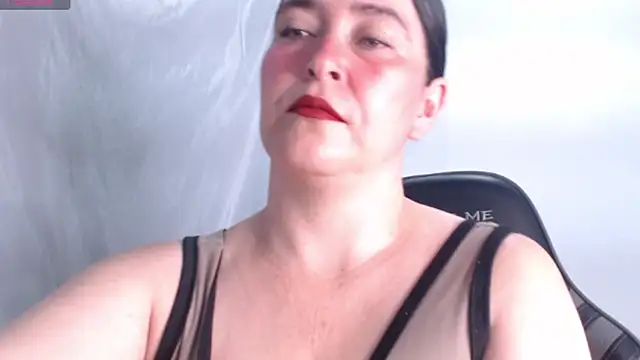 Snapshot of carla_slut_outlimits chatting on July 17, 12:34 pm carla slut outlimits online show from July 17, 12:34 pm