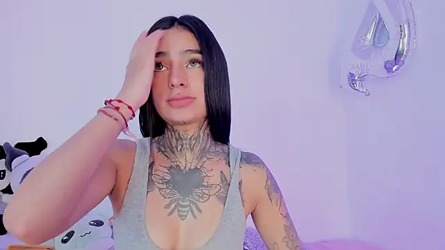 Snapshot of shadowcatt_ chatting on March 15, 8:21 pm shadowcatt  online show from March 15, 8:21 pm