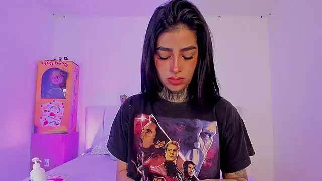 Snapshot of shadowcatt_ chatting on September 10, 3:23 pm shadowcatt  online show from September 10, 3:23 pm