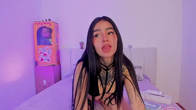 Snapshot of shadowcatt_ chatting on September 16, 3:46 pm shadowcatt  online show from September 16, 3:46 pm