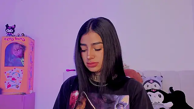 Snapshot of shadowcatt_ chatting on October 4, 8:51 pm shadowcatt  online show from October 4, 8:51 pm