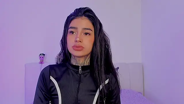 Snapshot of shadowcatt_ chatting on October 14, 7:03 pm shadowcatt  online show from October 14, 7:03 pm