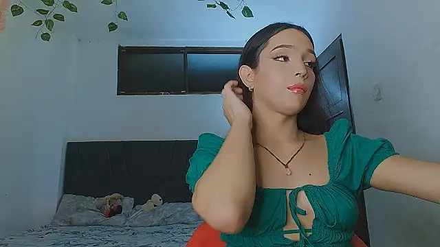 alexaryderr online show from June 21, 11:29 pm