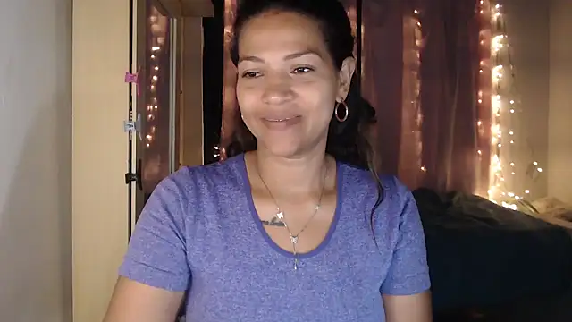 Snapshot of makennaa_ chatting on September 11, 10:04 am makennaa online show from September 11, 10:04 am