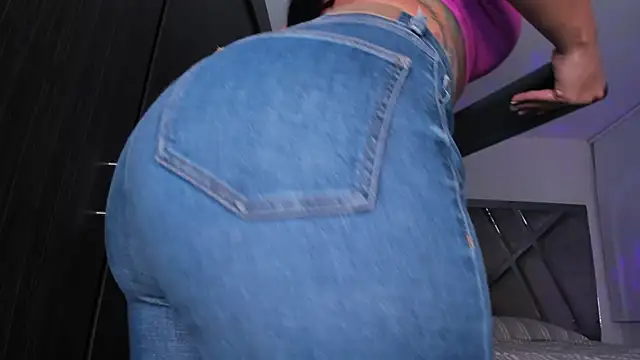 samaay07  online show from January 9, 2:01 am