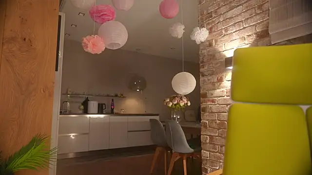 Snapshot of _KT23 chatting on February 23, 9:59 pm  KT23 online show from February 23, 9:59 pm