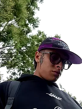 Snapshot of Cuervo_maniaco chatting on January 9, 3:34 pm Cuervo maniaco online show from January 9, 3:34 pm