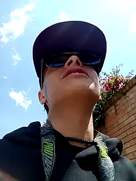 Snapshot of Cuervo_maniaco chatting on January 12, 5:11 pm Cuervo maniaco online show from January 12, 5:11 pm