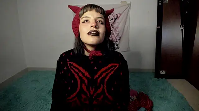 Lucyfx666 online show from December 4, 7:28 am