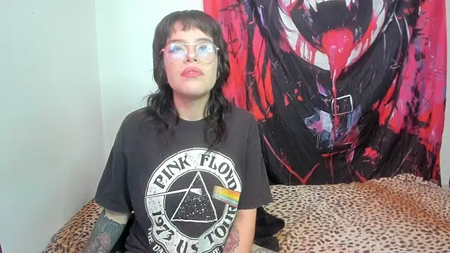 Lucyfx666 online show from December 2, 2:01 pm